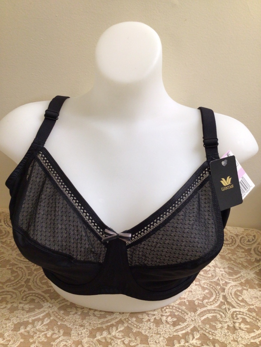 Wacoal Fine Form Full Figure Underwire Bra (Style 855239) 42D